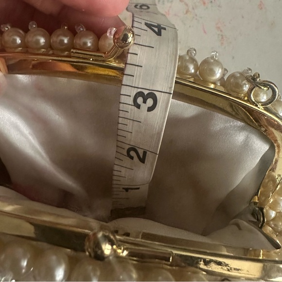 Pearl beaded evening bag/clutch - Picture 6 of 6